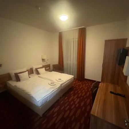 Nimweger Tor Отель *